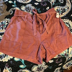 Old Navy rose colored shorts